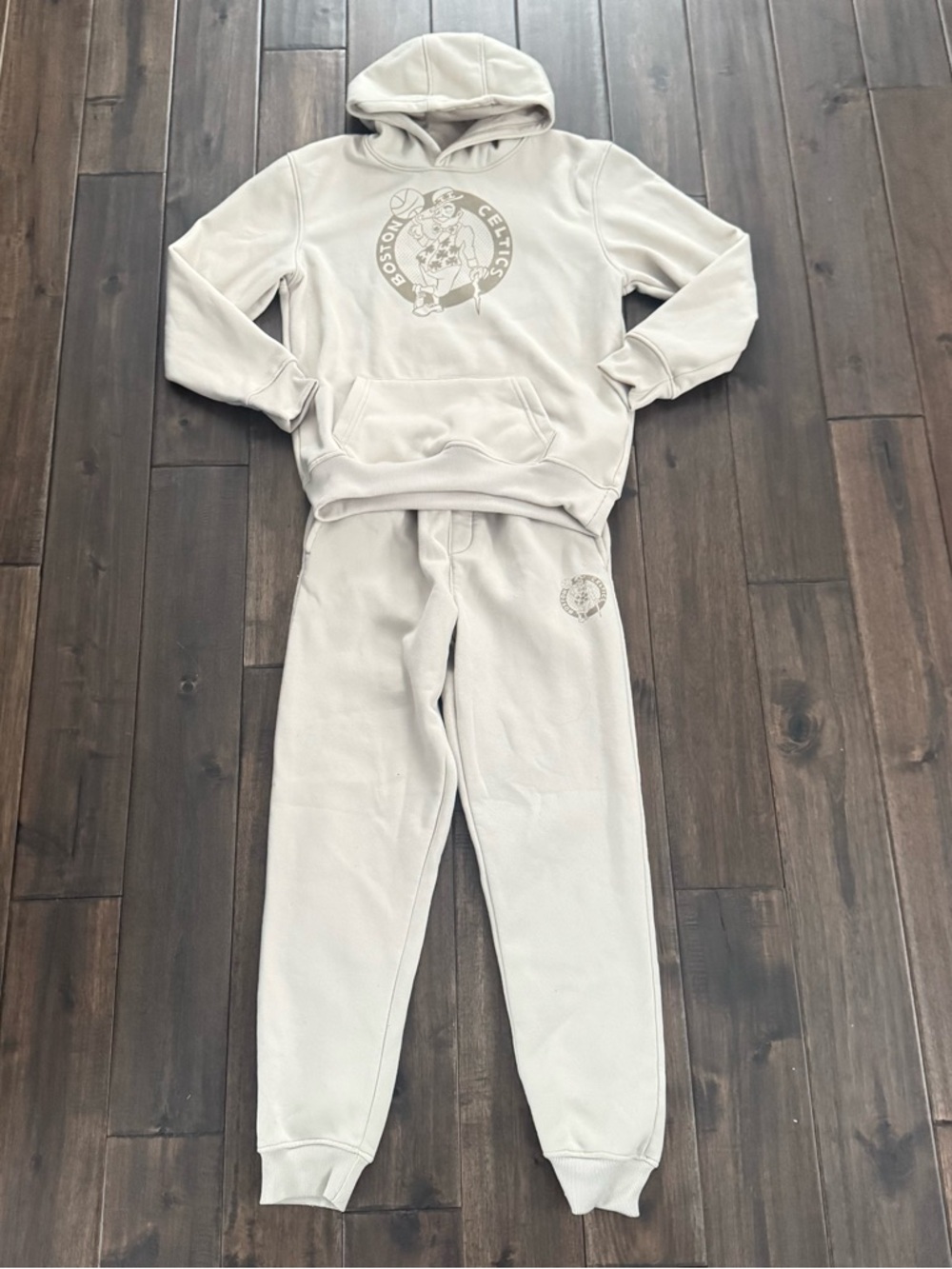 Boston Celtics Official NBA Tan Two-Piece Sweatsuit Boys 14-16